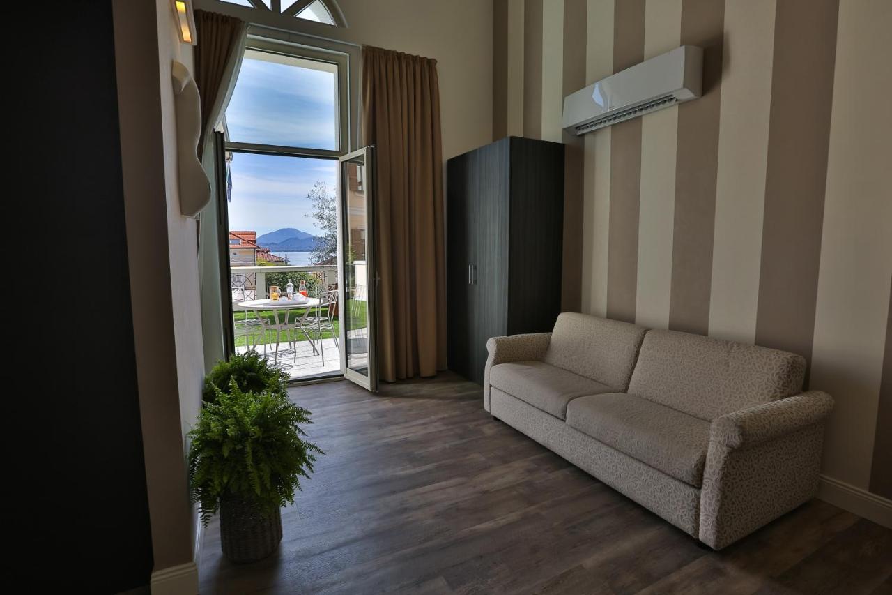 Hotel Al Campanile - Luxury Suites & Apartments Baveno Exterior foto